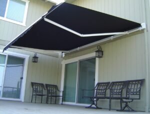 Awning gulung